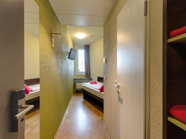 MEININGER Hotel Berlin Hauptbahnhof : photo 3 de la chambre chambre simple