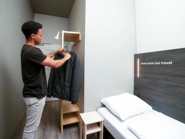 a&o Wien Stadthalle : photo 5 de la chambre chambre simple