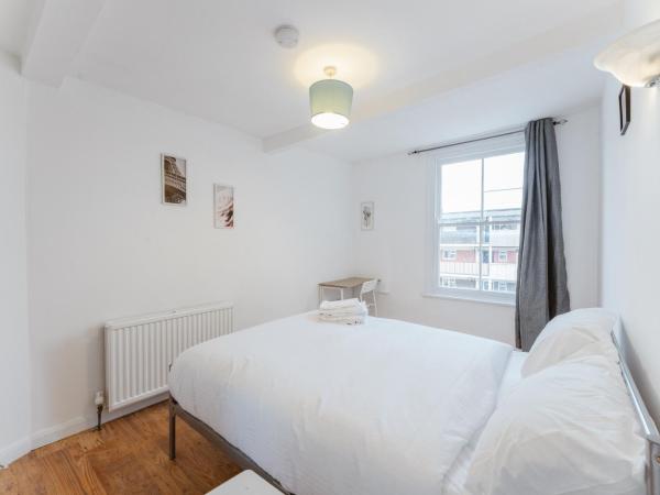 Bethnal Green beds to stay : photo 4 de la chambre chambre double deluxe avec salle de bains commune (chambre 5)