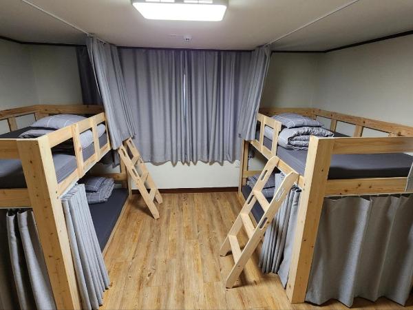Able Guesthouse Hongdae : photo 5 de la chambre lit dans dortoir pour femmes de 4 lits