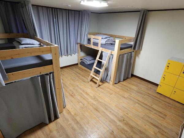 Able Guesthouse Hongdae 2 : photo 4 de la chambre lit dans dortoir pour femmes de 4 lits