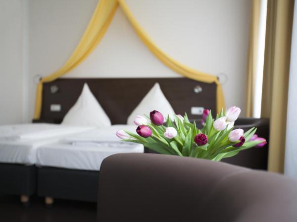 Hotel Kiez Pension Berlin : photo 1 de la chambre chambre double ou lits jumeaux confort 