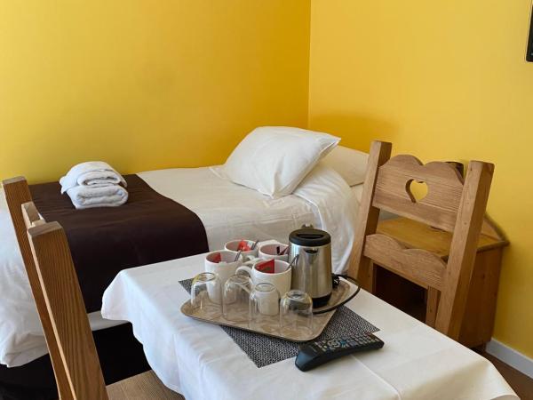 Hôtel du Château : photo 4 de la chambre chambre familiale