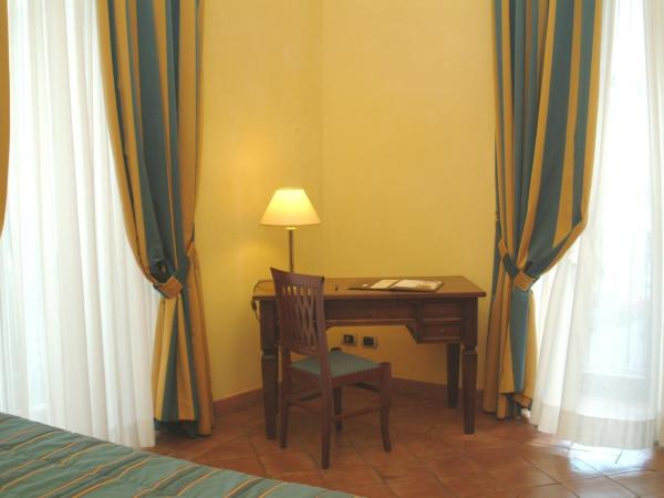 Hotel La Ville : photo 4 de la chambre chambre double ou lits jumeaux supérieure