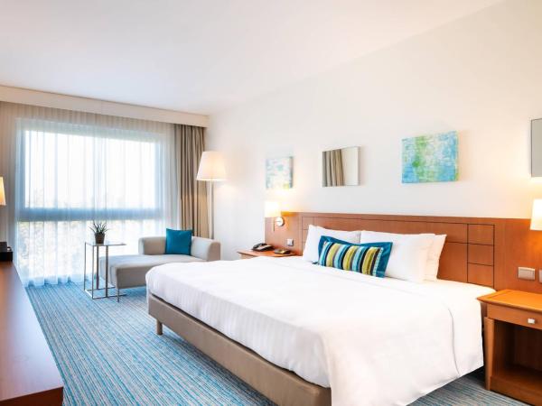 Courtyard By Marriott Brussels : photo 1 de la chambre chambre deluxe avec 1 lit king-size