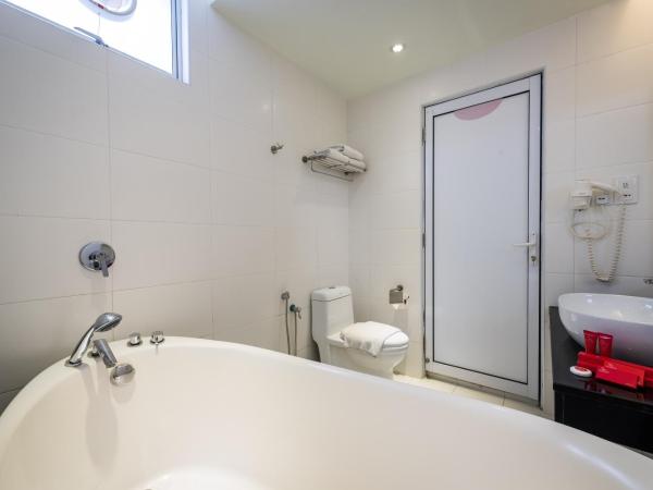 Hotel Sentral Georgetown @ City Centre : photo 7 de la chambre suite