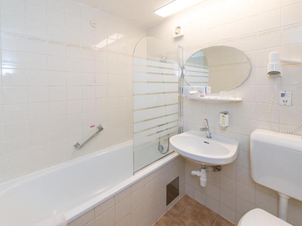 Hotel Mozart : photo 2 de la chambre chambre simple basique