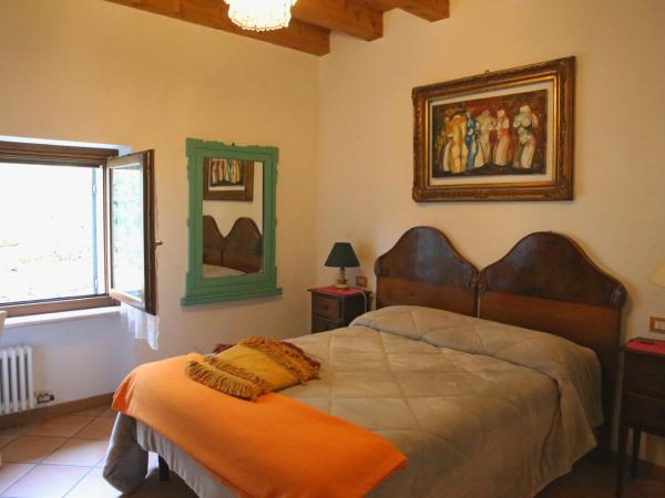 Agriturismo alle Torricelle : photo 2 de la chambre chambre simple avec salle de bains extérieure privative