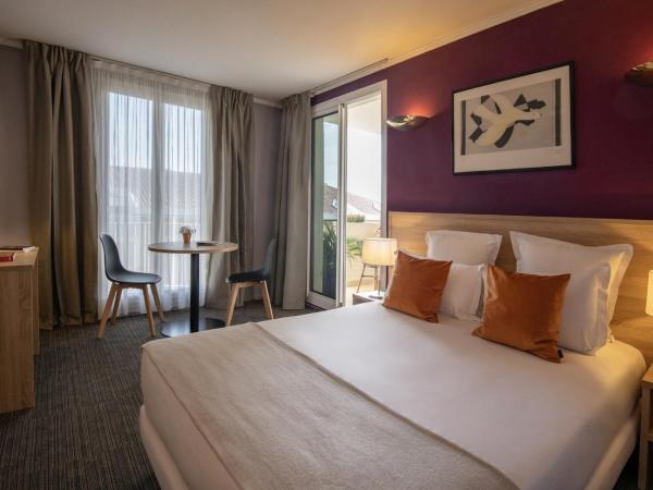 Hotel Amarante Cannes : photo 2 de la chambre chambre double supérieure avec balcon