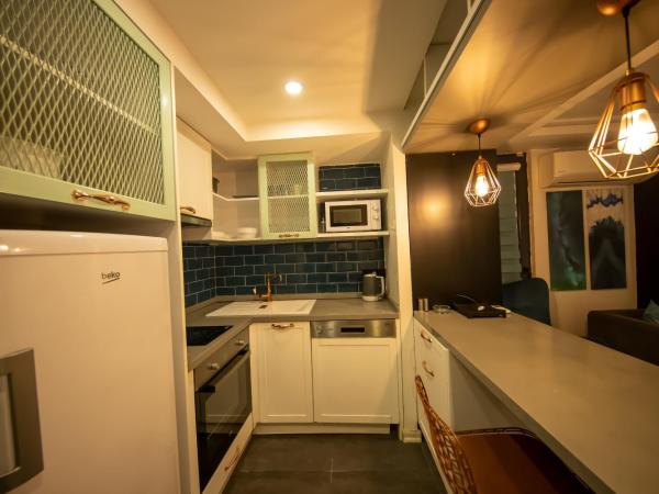 Ava Boutique Comfort Suites and Apartments : photo 9 de la chambre suite en duplex