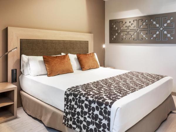 Catalonia Plaza Mayor : photo 1 de la chambre suite