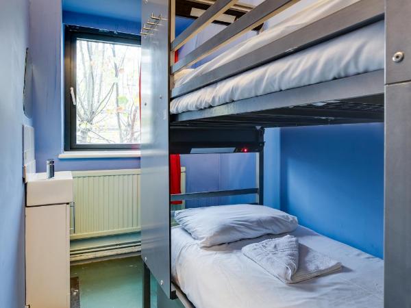 Clink261 Hostel : photo 2 de la chambre chambre lits jumeaux avec salle de bains commune