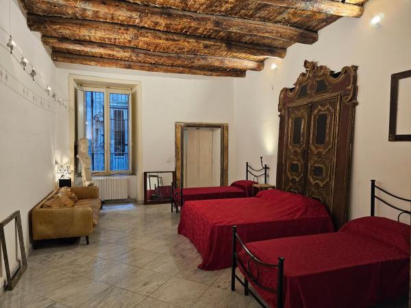 The Spanish Palace Rooms, Suites Apartments & Terraces : photo 4 de la chambre suite familiale