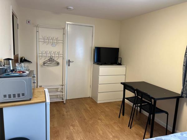 Kensal Lodge 2 Guest House : photo 7 de la chambre chambre double deluxe avec douche