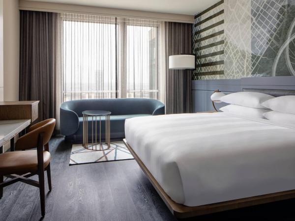 Marriott Dallas Uptown : photo 1 de la chambre chambre standard 1 lit king-size - vue sur ville