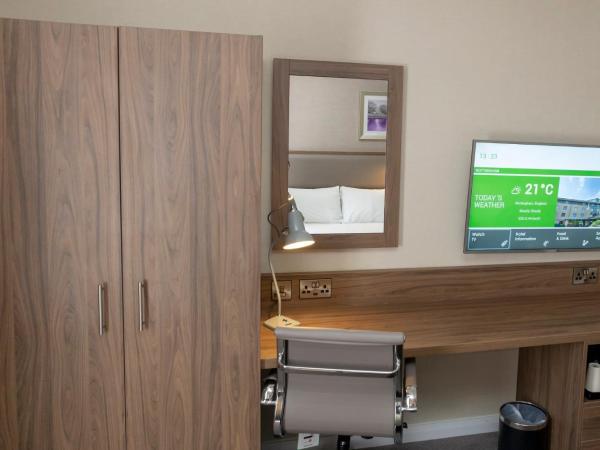 Holiday Inn Nottingham, an IHG Hotel : photo 7 de la chambre chambre standard