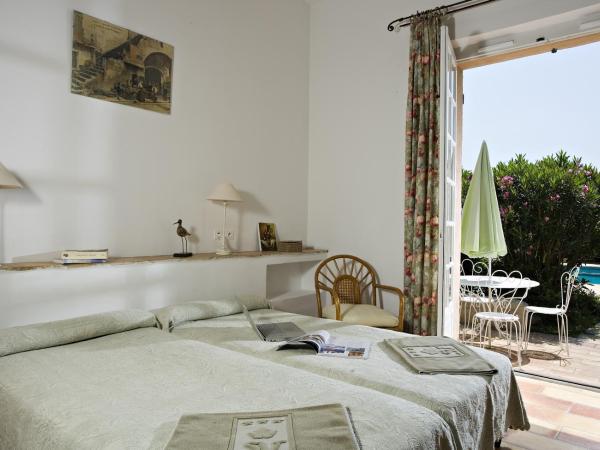 Saint-Vincent : photo 8 de la chambre appartement - vue sur piscine