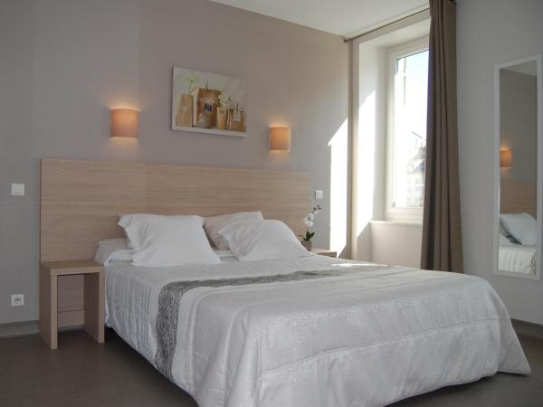 Logis Hôtel du Midi - Rodez Centre-Ville : photo 2 de la chambre chambre double supérieure