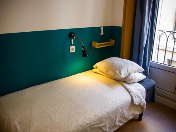 Onefam Sungate : photo 10 de la chambre lit dans dortoir mixte de 3 lits