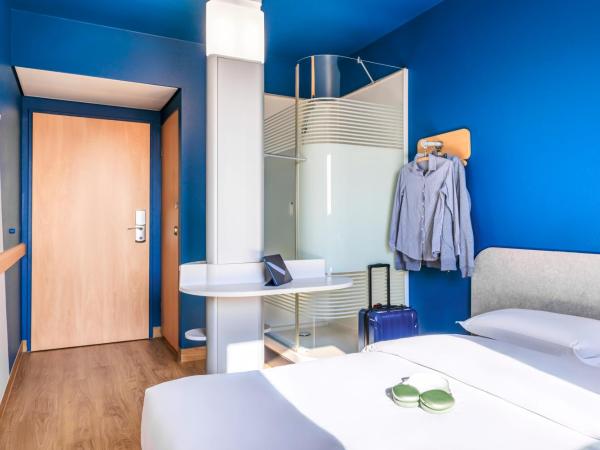 Ibis budget Lausanne-Bussigny : photo 6 de la chambre chambre lits jumeaux