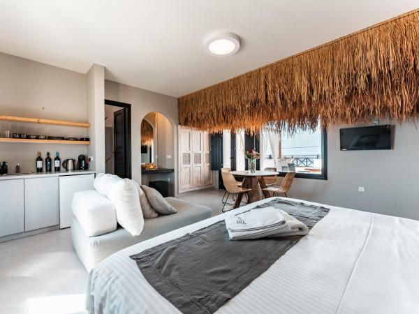 IfestAu.4 Suites : photo 2 de la chambre suite junior - vue sur mer