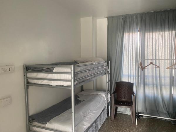 MRHostel Milano : photo 2 de la chambre lit superposé dans dortoir pour femmes