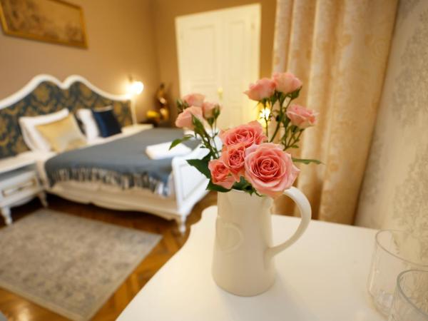 Villabaroque_Eger : photo 1 de la chambre chambre deluxe