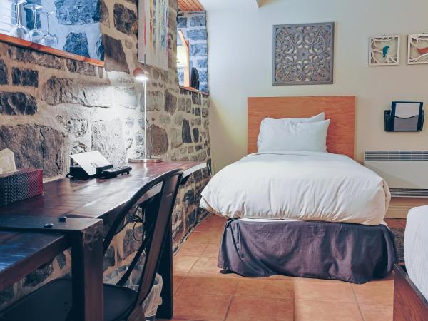 Auberge aux Deux Lions : photo 6 de la chambre chambre triple supérieure