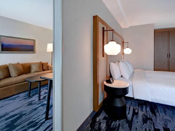 Fairfield Inn & Suites Las Vegas Airport South : photo 4 de la chambre suite junior d’angle 1 lit king-size avec canapé-lit