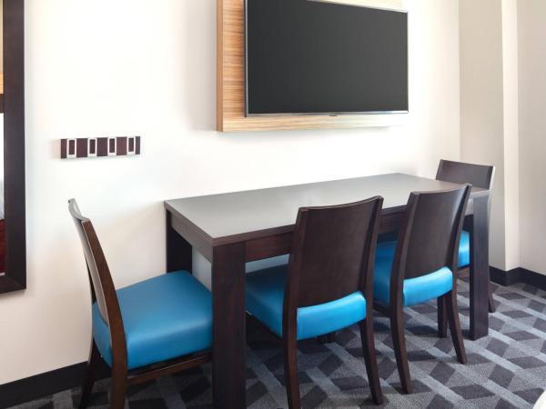 TownePlace Suites by Marriott San Diego Downtown : photo 3 de la chambre studio lit queen-size 