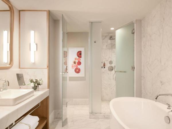 JW Marriott Parq Vancouver : photo 9 de la chambre suite 1 chambre lit king-size