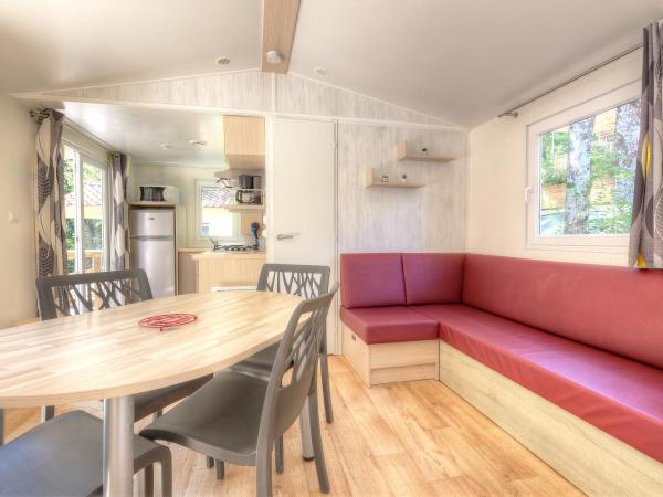 Les Chalets du Périgord : photo 4 de la chambre mobile home