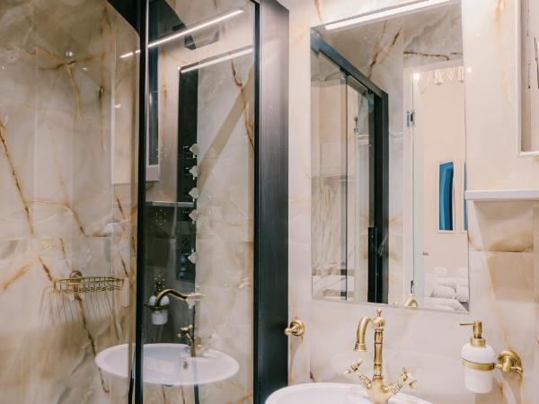 Neapolis 1897 Boutique Luxury Rooms : photo 7 de la chambre chambre double deluxe - 1er Étage