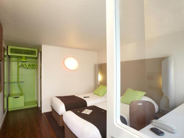 Hotel Campanile Besançon Nord Ecole Valentin : photo 2 de la chambre chambre lits jumeaux nouvelle génération