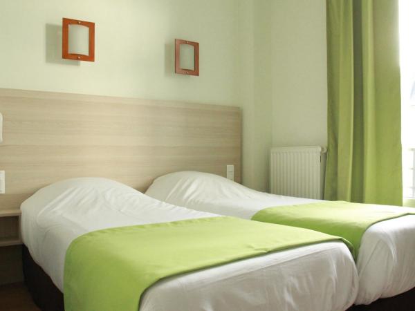 Hôtel De La Cathédrale : photo 5 de la chambre chambre lits jumeaux