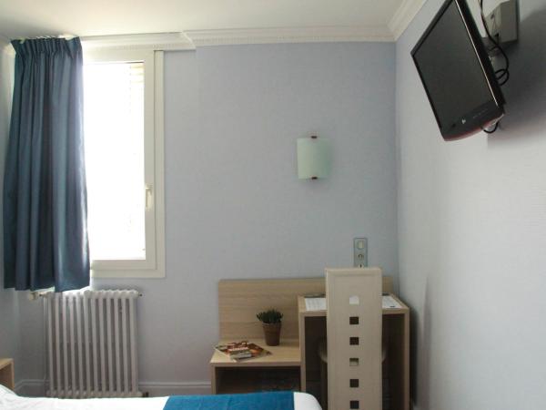 Hôtel De La Cathédrale : photo 4 de la chambre chambre double standard