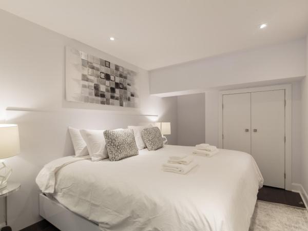 Parc Avenue Residences Mile End : photo 2 de la chambre appartement en duplex - 102