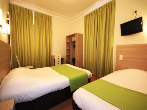 Hôtel De La Cathédrale : photo 10 de la chambre chambre triple