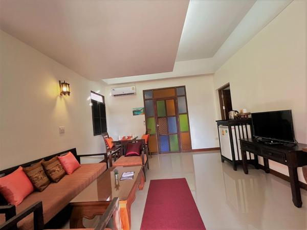 Rainforest Huahin Village Hotel : photo 4 de la chambre suite junior