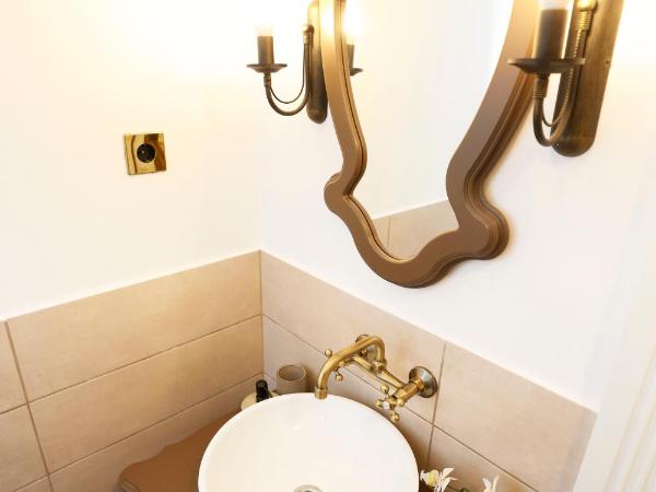 Villabaroque_Eger : photo 3 de la chambre chambre triple exécutive