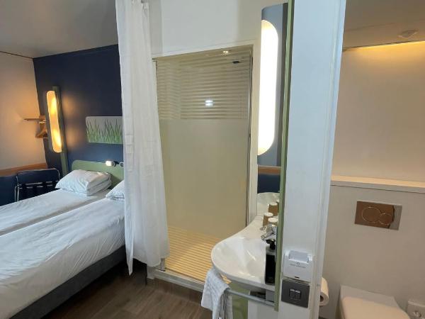 ETAP Hotel Belfast : photo 3 de la chambre chambre lits jumeaux