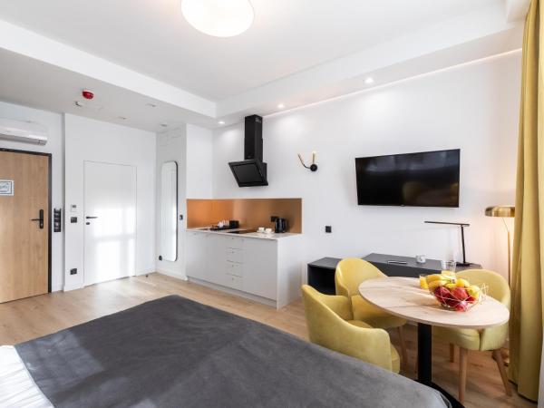 SQUARE APARTMENTS GDYNIA : photo 3 de la chambre chambre triple