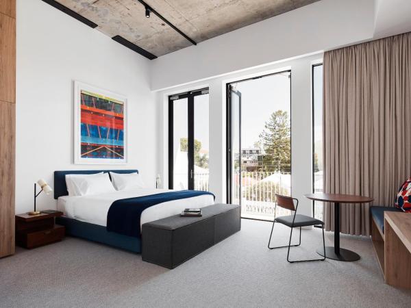 Art Series - The Johnson : photo 4 de la chambre suite studio