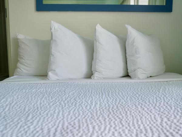 Hotel La Croix : photo 5 de la chambre hébergement silver 2 lits queen-size