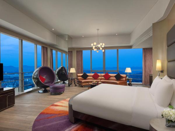Hard Rock Hotel Shenzhen : photo 4 de la chambre suite - vue sur ville