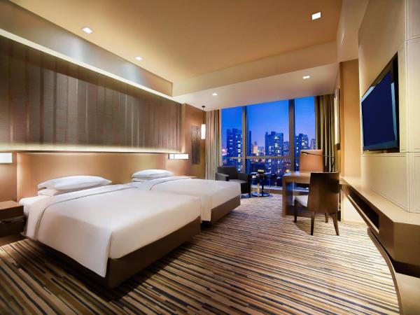 Hyatt Regency Chongqing Hotel : photo 3 de la chambre chambre lits jumeaux - accès au club