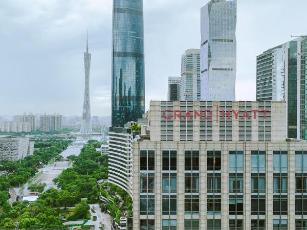 Grand Hyatt Guangzhou-Free Shuttle Bus to Canton Fair Complex during Canton Fair Period : photo 5 de la chambre chambre lit king-size avec vue