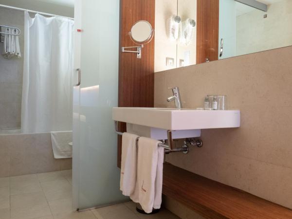 Hotel Turin Barcelona : photo 3 de la chambre chambre quadruple