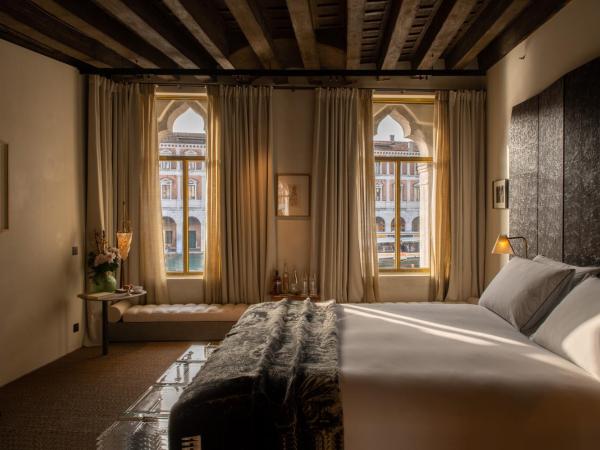 The Venice Venice Hotel : photo 1 de la chambre chambre lit king-size - vue sur grand canal