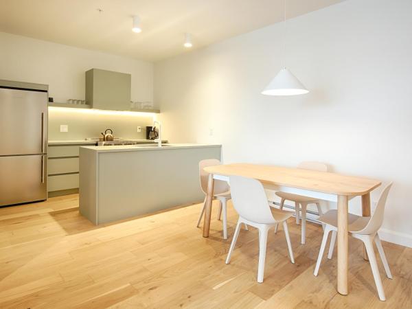 Les Lofts St-François - Par Les Lofts Vieux-Quebec : photo 3 de la chambre appartement 2 chambres et 2 salles de bains - sf201